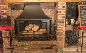 The Saracens Head The Conkera